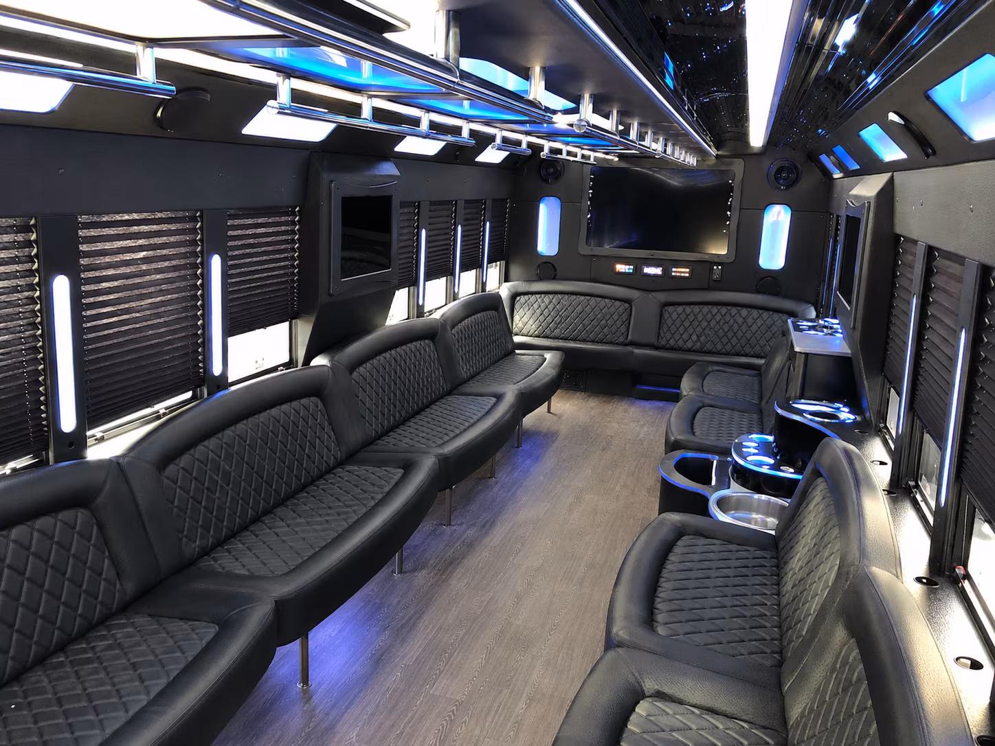 Hendersonville Birthday, Sweet 16, & Quinceañera Party Bus Rentals