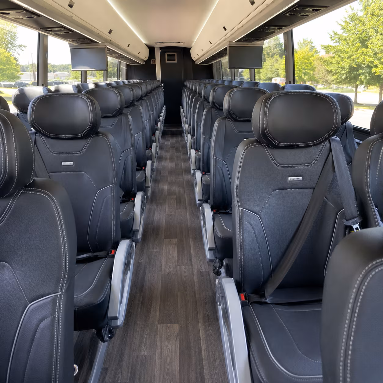 Hendersonville School Event & Field Trip Transportation