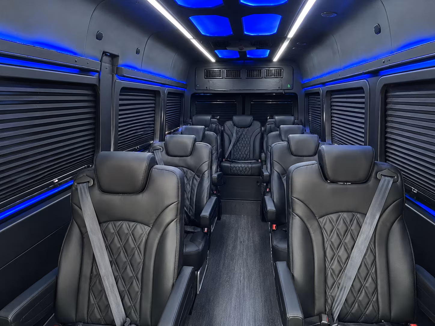 Nashville Airport Shuttle & Transportation party bus exterior
