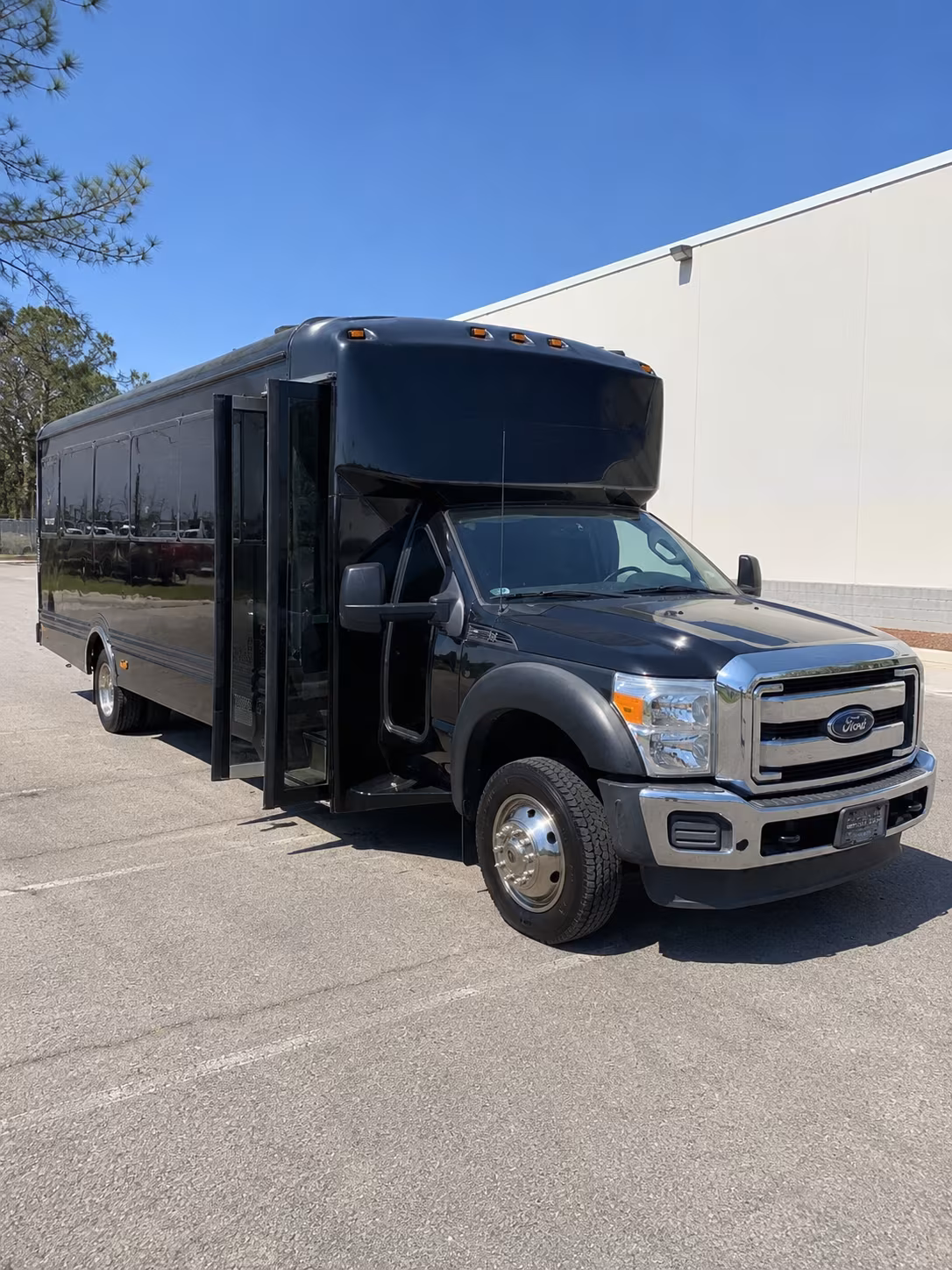 Nashville Bachelor & Bachelorette Transportation pickup coordination