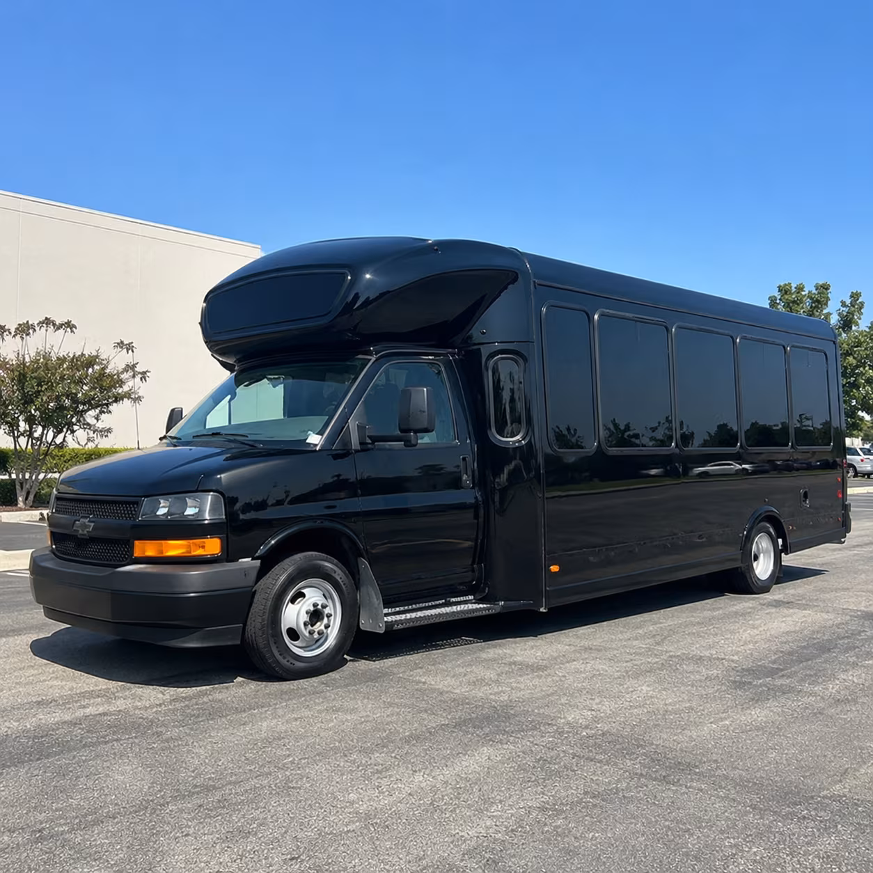 Nashville Prom & Homecoming Transportation party bus exterior