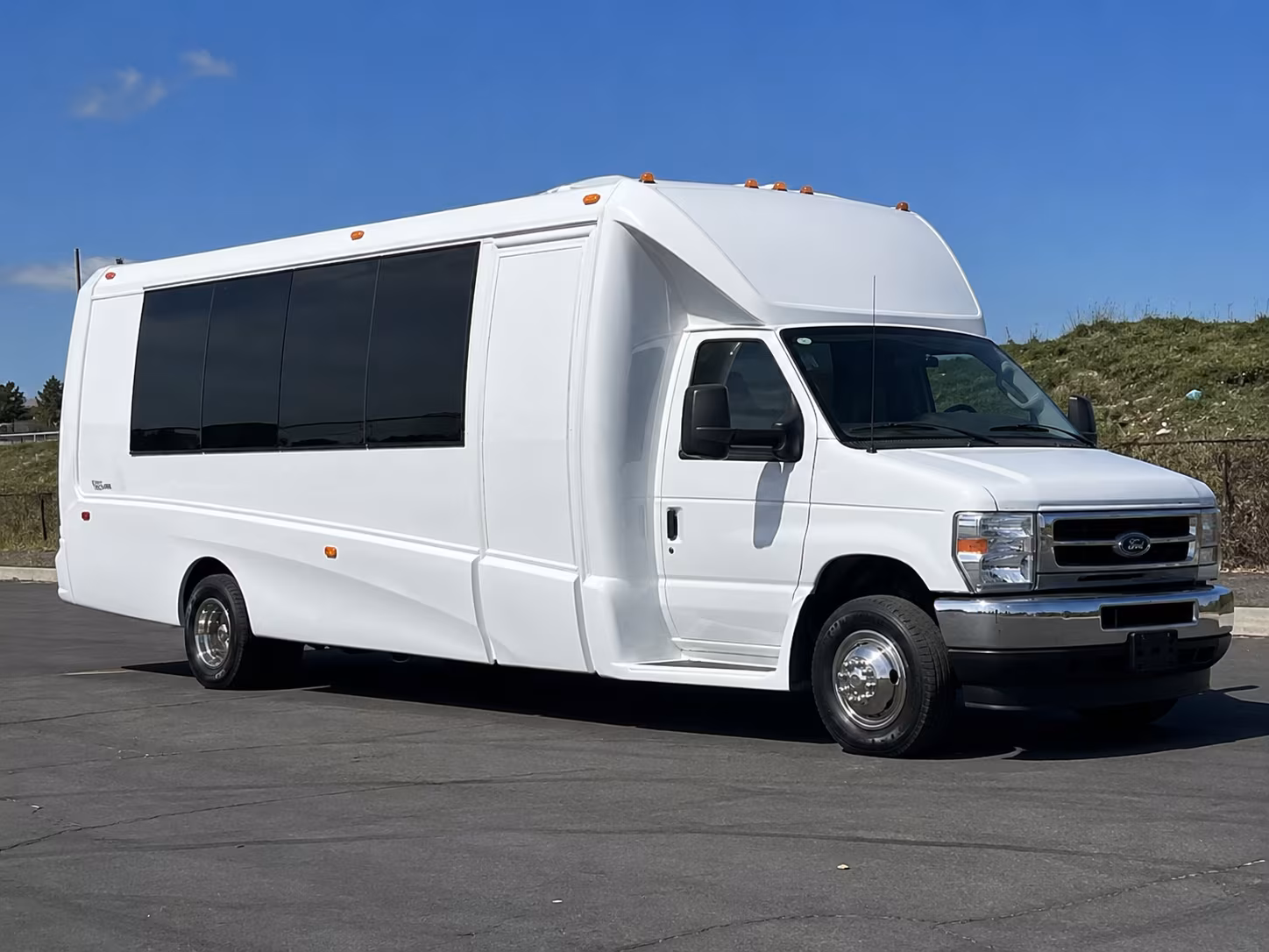 Nashville Sporting Event Transportation party bus exterior
