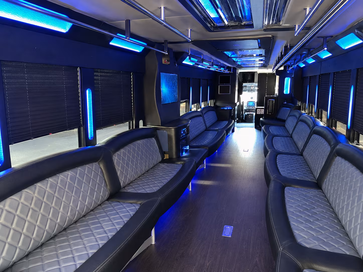 Smyrna Birthday, Sweet 16, & Quinceañera Party Bus Rentals