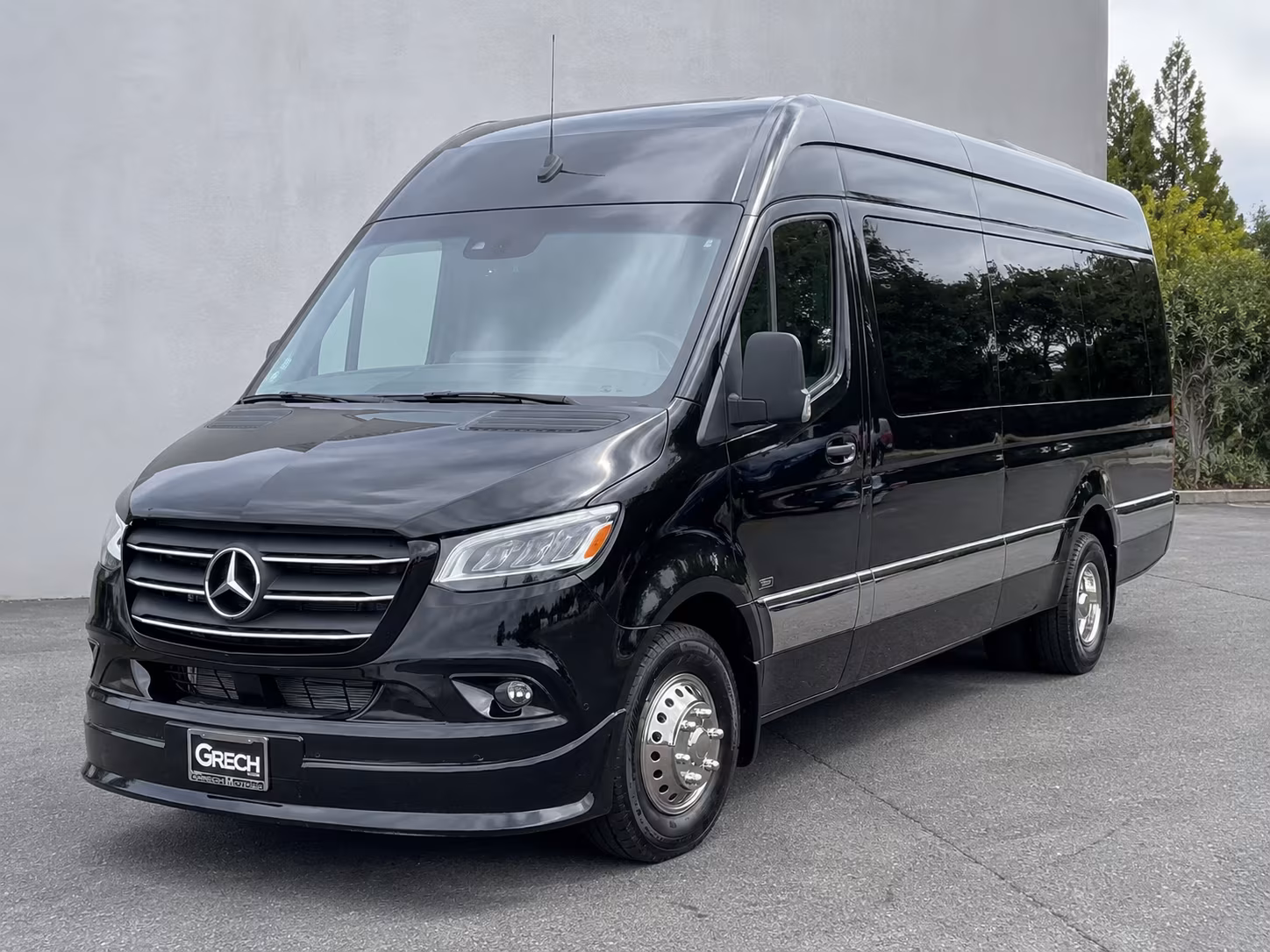 Smyrna Wedding Transportation & Shuttle Service